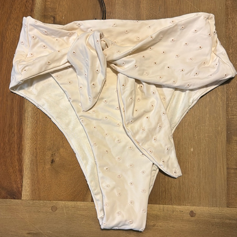 NEW Weworewhat Eyelet Bikini Bottoms